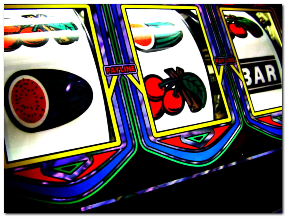 135 Free Spins no deposit at Miami Club Casino